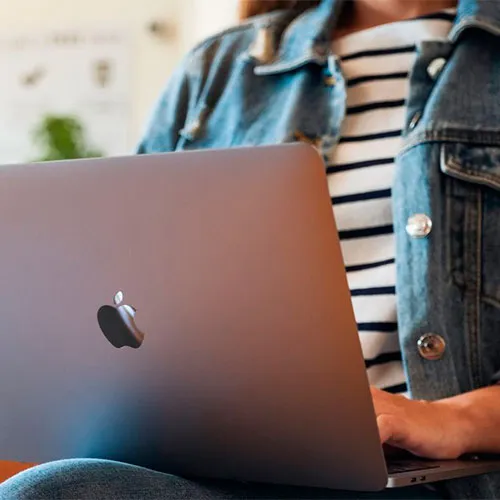 VMware Fusion 13 (Mac) (Άδεια χρήσης διάρκειας ζωής / Global)